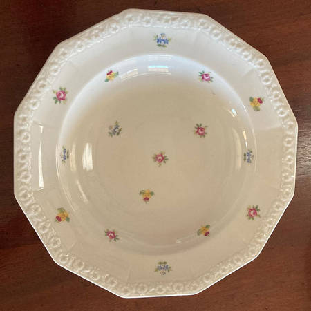R373 Rim Soup Bowl