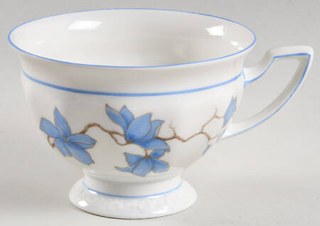 R40 Footed Cup