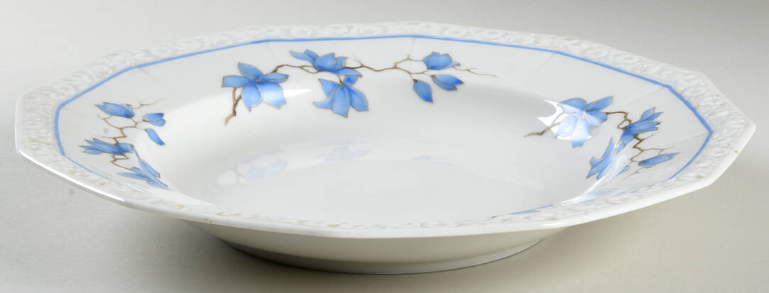 R40 Large Rim Soup Bowl