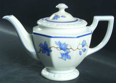R40 Teapot & Lid