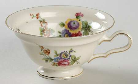 R445 Footed Cup