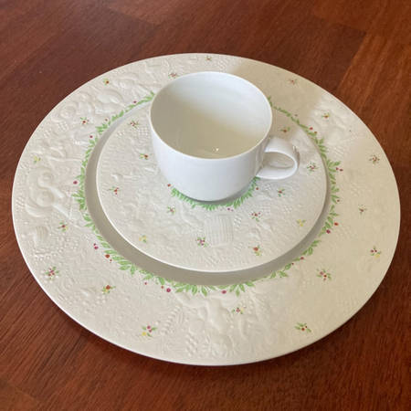 R458 Dinner Plate