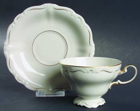 3102 Footed Cup & Saucer Set