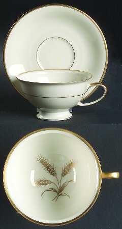 3667 Footed Cup & Saucer Set
