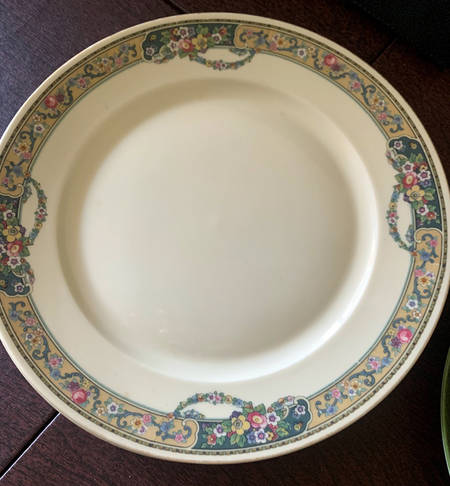 R48 Dinner Plate