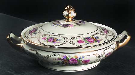 2924 Round Covered Vegetable