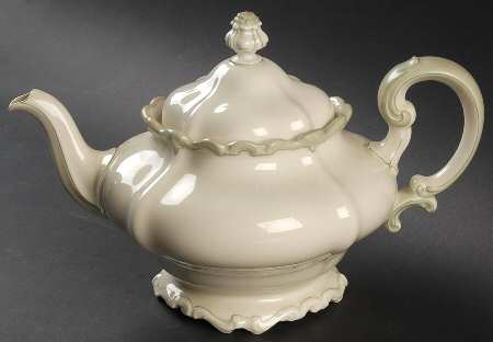R498 Teapot & Lid