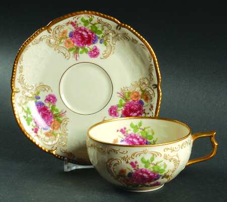 R53 Flat Cup & Saucer Set