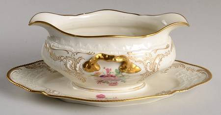 R53 Gravy Boat with Attached Underplate