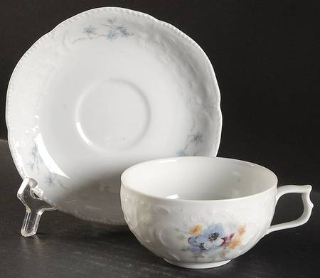 R542 Flat Cup & Saucer Set