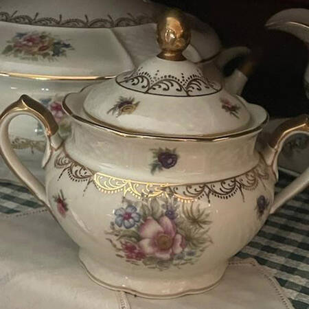 R58 Sugar Bowl & Lid