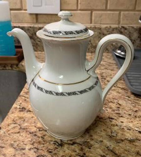 R9 Coffee Pot & Lid