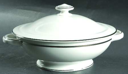 Regent (Platinum Trim) Round Covered Vegetable