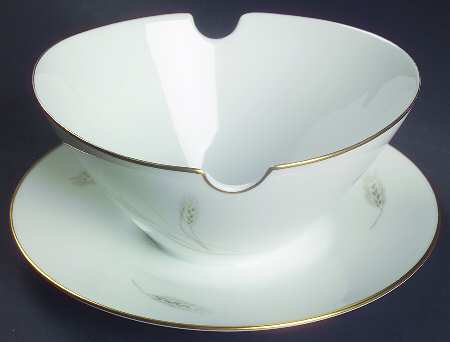 Regina Gold Gravy Boat with Attached Underplate