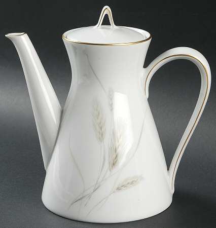 Regina Gold Mini Teapot & Lid