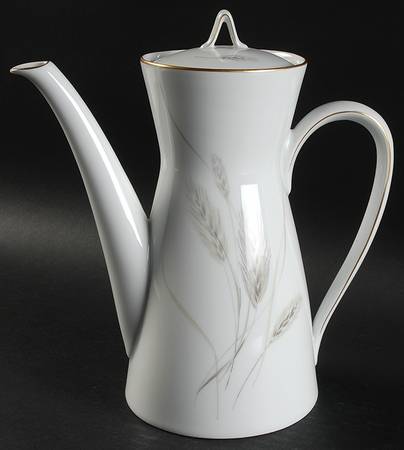 Regina Gold Coffee Pot & Lid
