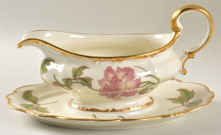Rigoletto (Pompadour, Gold) Gravy Boat with Attached Underplate