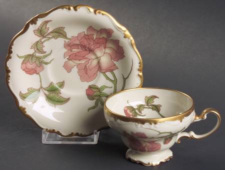 Rigoletto (Pompadour, Gold) Footed Demitasse Cup & Saucer Set