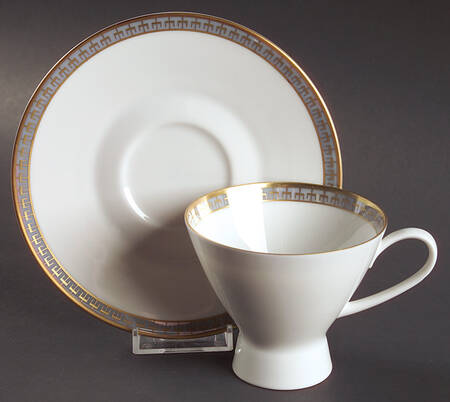 Rondo Footed Cup & Saucer Set
