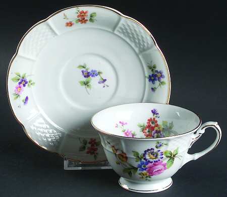 Rosemary Footed Cup & Saucer Set