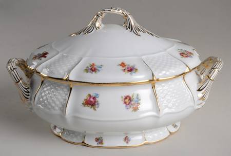 Rosemary Oval Tureen & Lid