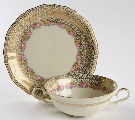 Rose Point Flat Cream Soup Bowl & Saucer Set