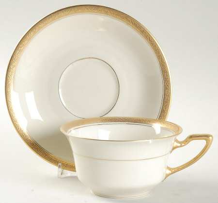 Royal (2462, Continental Ivory, Encrusted) Flat Cup & Saucer Set
