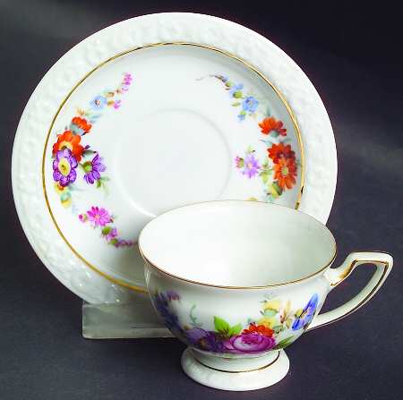 Samara Footed Demitasse Cup & Saucer Set