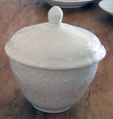 Sanssouci White Sugar Bowl & Lid