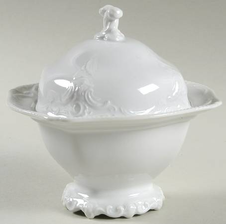 Sanssouci White Footed Sugar Bowl & Lid