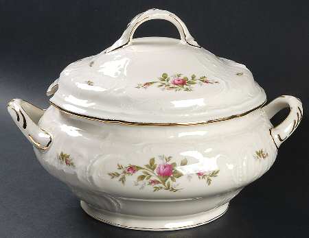 Sanssouci Rose Ivory (Gold Trim) Tureen & Lid