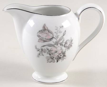 Sanssouci Rose (Platinum Trim) Creamer