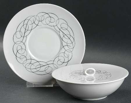 Script Cream Soup/Cereal Bowl & Lid with Saucer Set
