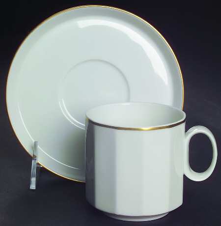 Secunda Gold Flat Cup & Saucer Set