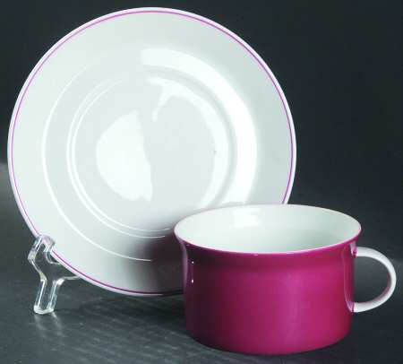 Secunda Purple Flat Cup & Saucer Set