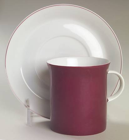 Secunda Purple Flat Cup & Saucer Set