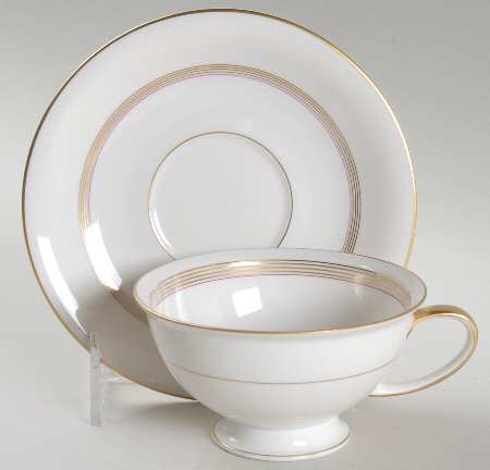 Serenity Footed Cup & Saucer Set