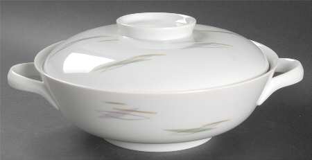 Silvana Round Covered Vegetable