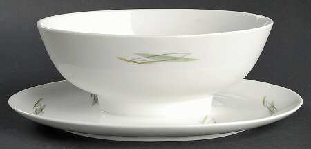 Silvana Gravy Boat with Attached Underplate