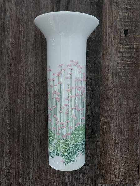 Springtime 7" Vase