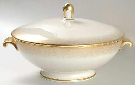 Stardust (Rim) Round Covered Vegetable
