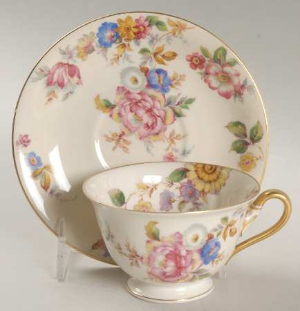 The Sunray Footed Cup & Saucer Set