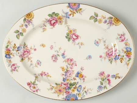 The Sunray 15" Oval Serving Platter