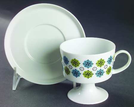 Taiga Footed Cup & Saucer Set