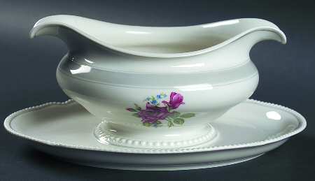 Tudor Rose Gravy Boat with Attached Underplate