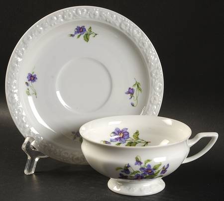 Violetta Footed Cup & Saucer Set