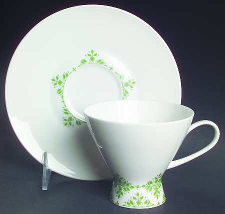Vienna Woods Footed Cup & Saucer Set