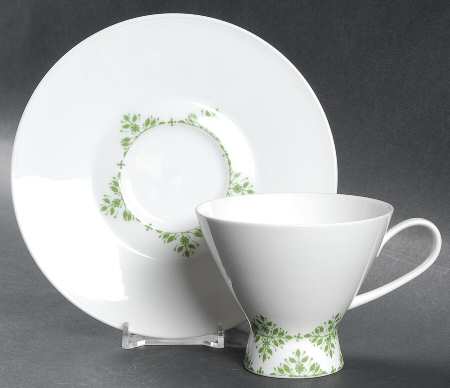 Vienna Woods Footed Cup & Saucer Set