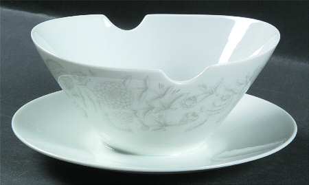 Whisper Gravy Boat with Attached Underplate