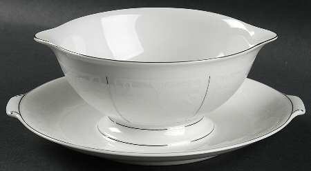 White Velvet (Platinum) Gravy Boat with Attached Underplate